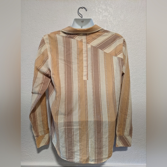 Volcom Striped Shirt with Pocket Detail - Picture 4 of 4